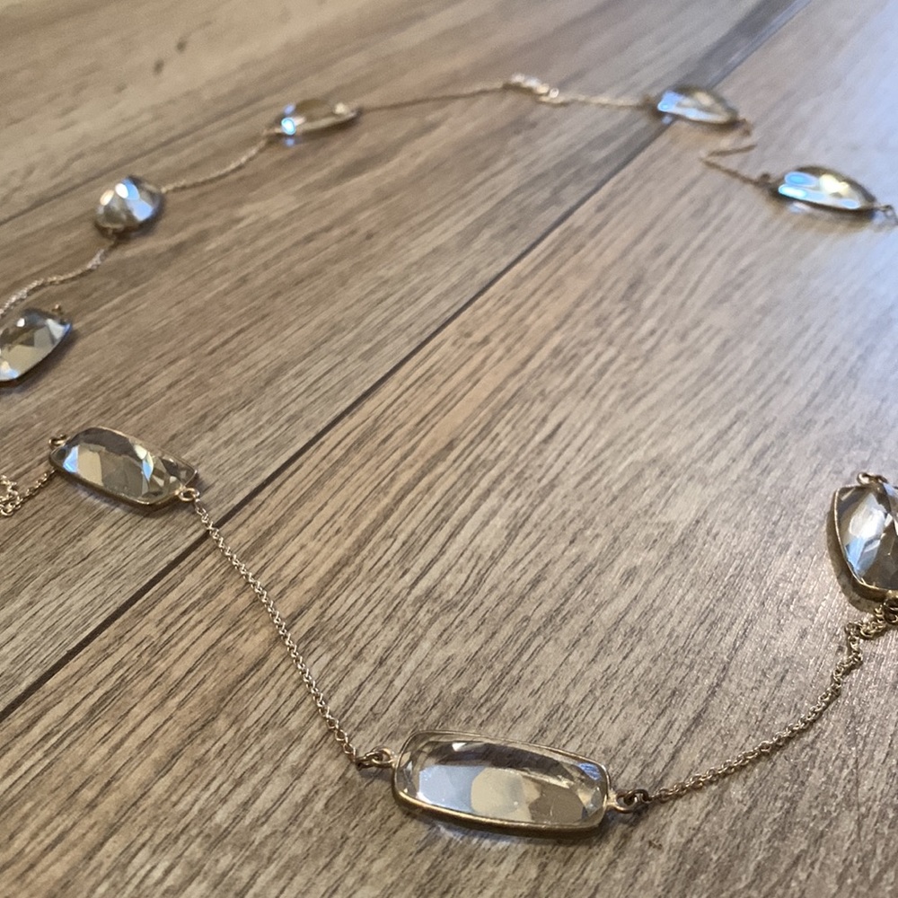 Translucent stone necklace - Picture 6 of 6